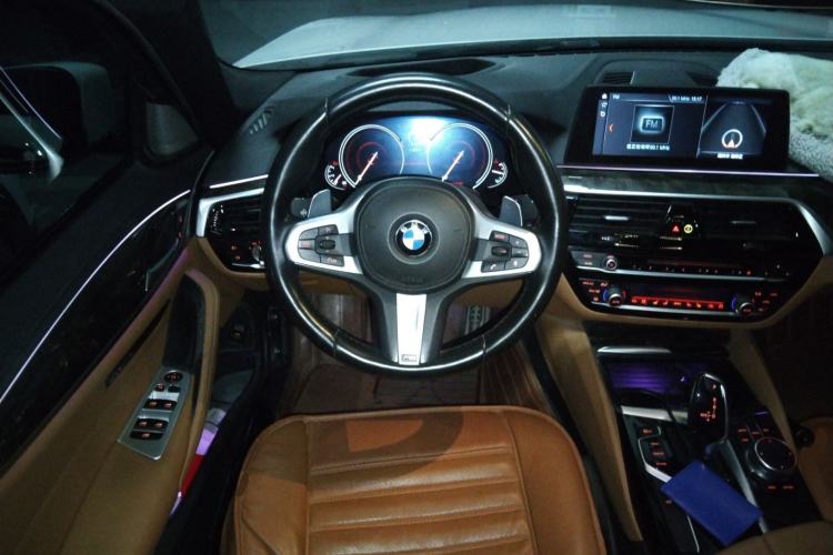 Used BMW 5 Series 2018 Restyled 530Li Luxury Edition M Sport Package
