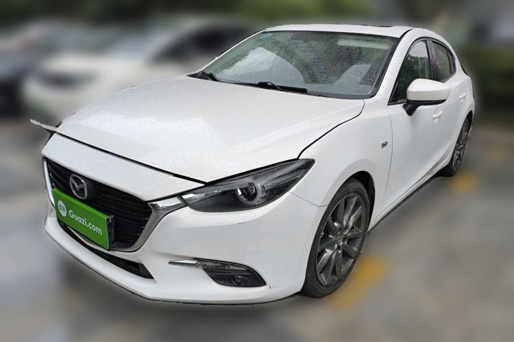 Used Mazda 3 Axela 2017 Hatchback 2.0L Automatic Luxury Model Emission Standard China V