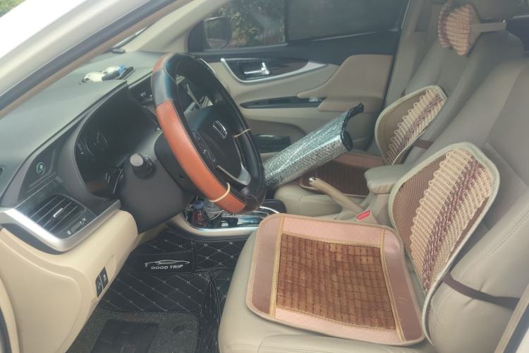 Used Honda Crider 2013 1.8L automatic luxury edition Left Front Seat