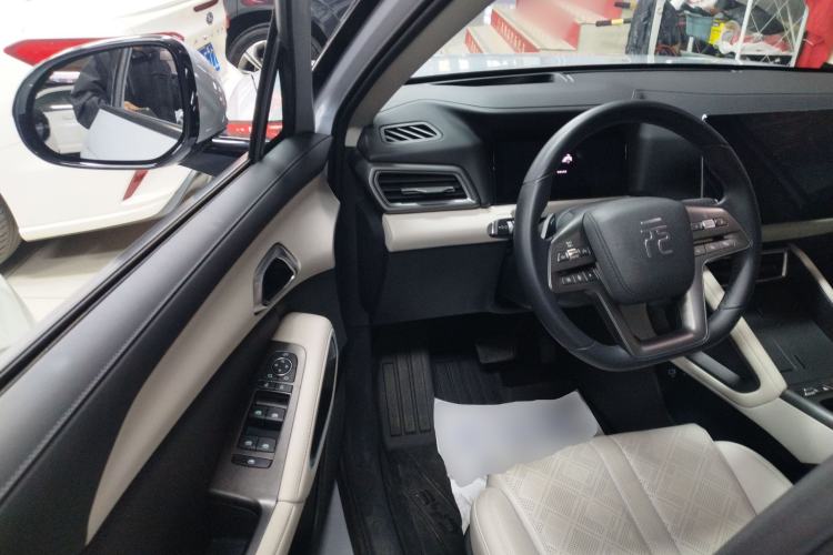Used BYD Yuan UP 2025 Intelligent Driving Version 401 km Beyond-Range Edition