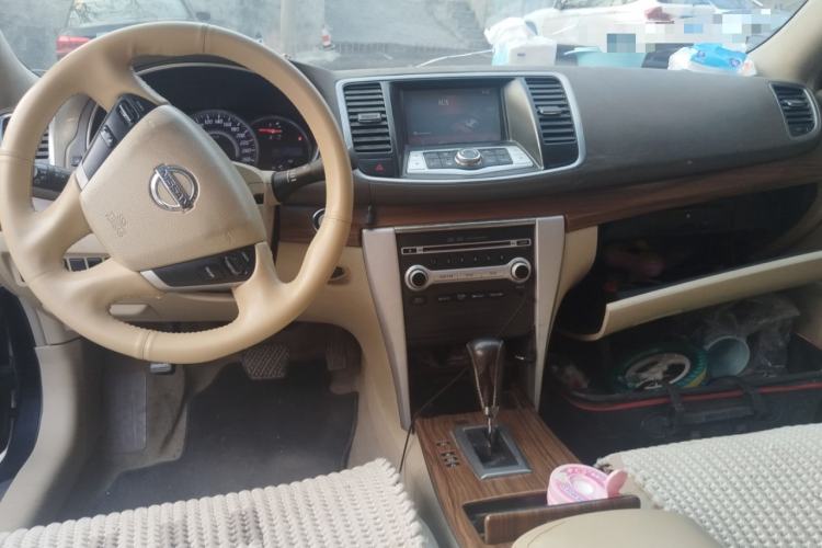 Used Nissan Teana 2011 2.5L XL Advanced Edition Center Console