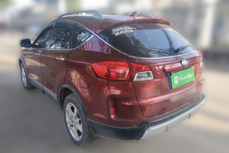 Used Bestune X80 2013 2.0L automatic luxury version
