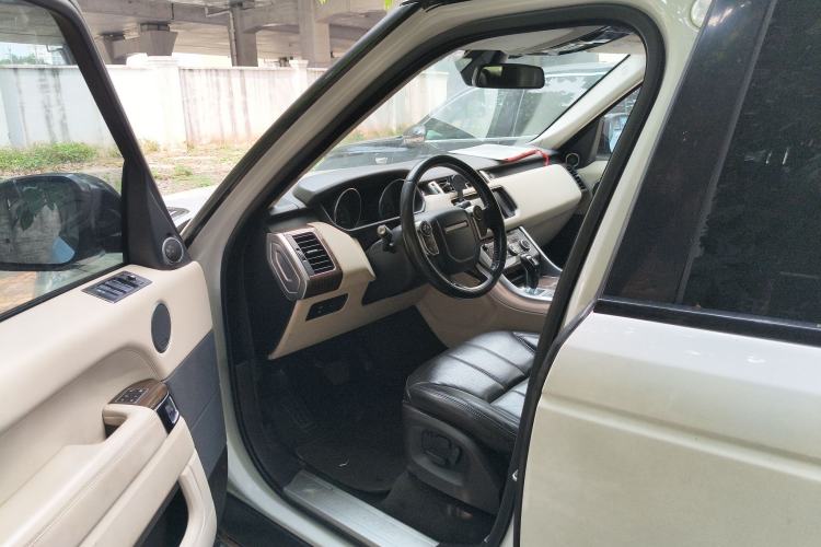 Used Land Rover Range Sport 2014 3.0 SC V6 HSE Driver Seat