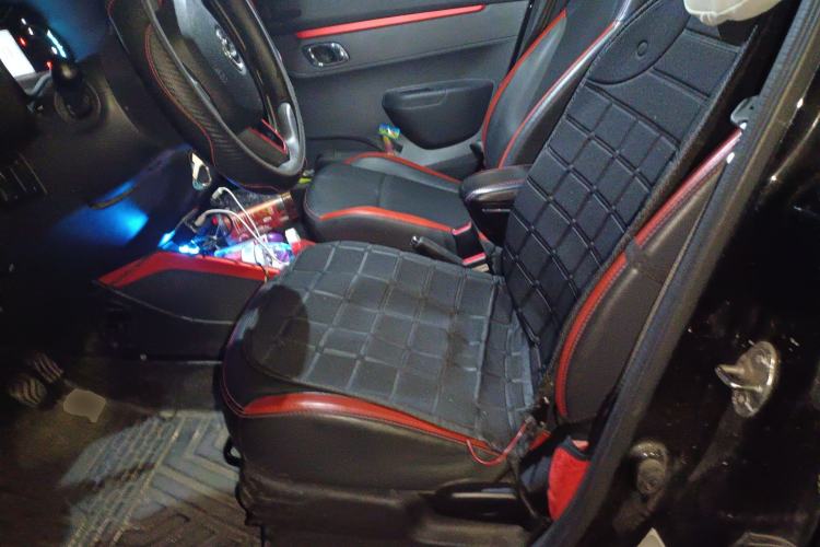 Used Dongfeng NAMMI EX1 2022 Restyled PRO Tiger Glory Deluxe Version Left Front Seat