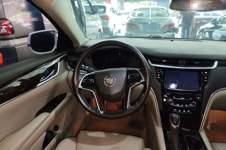 Used Cadillac XTS 2015 28T Comfort Model

