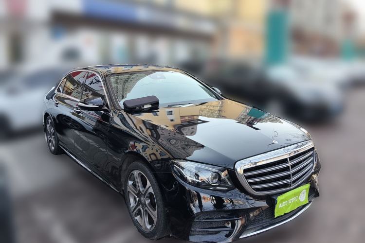 Used Mercedes-Benz E-Class 2016 E 300 L Sporty and Stylish Model