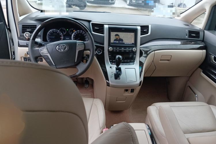 Used Toyota Alphard 2011 3.5L Luxury Edition Center Console