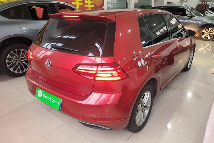 Used Volkswagen Golf 2018 230TSI Automatic Comfort Model
