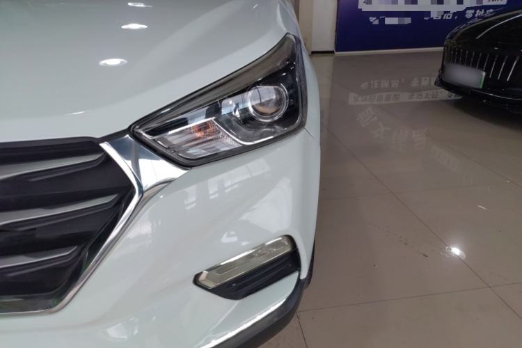 Used Hyundai ix25 2017 1.6L Automatic Smart Version Left Front Headlight