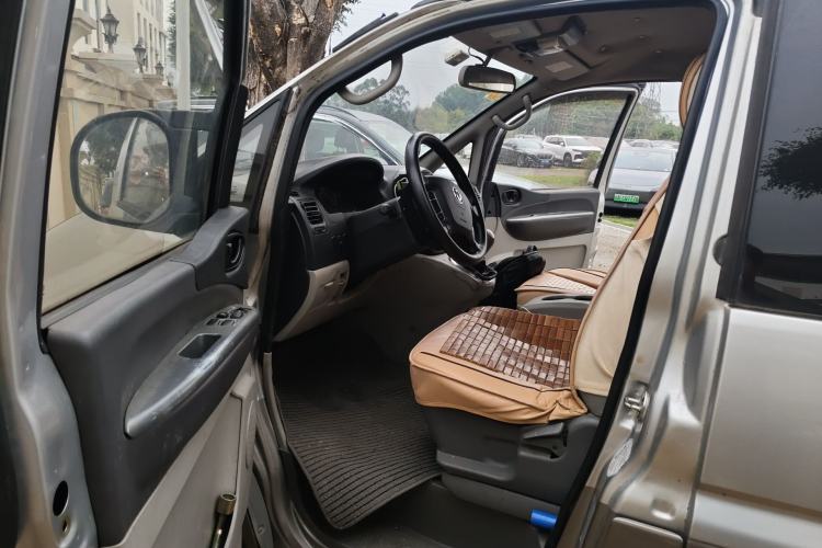 Used FORTHING Lingzhi 2014 M5 Q3 2.0L 7-seat Long-Wheelbase Comfort Version