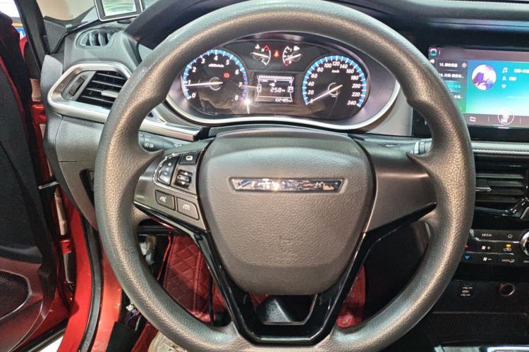 Used Venucia T90 2017 2.0L CVT Fashion Edition