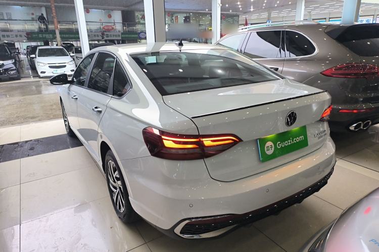 Used Volkswagen Lavida 2023 300TSI DSG Starry Full-Comfort Edition