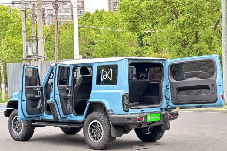 Used 212 T01 2025 2.0T Changfeng Exterior 2