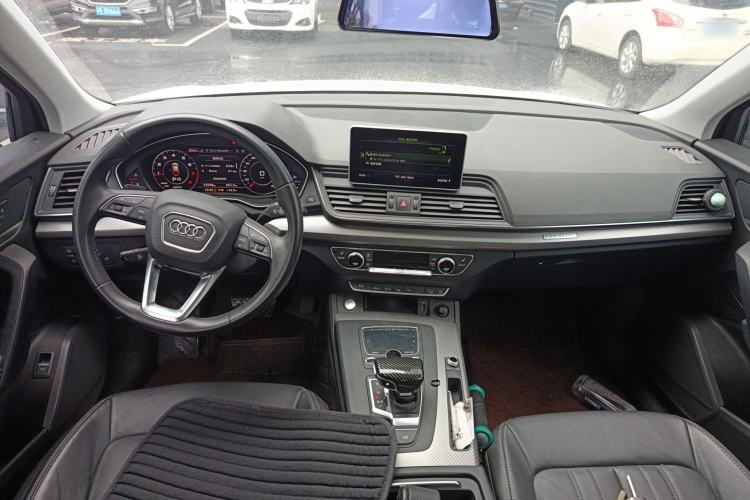 Used Audi Q5L 2020 45 TFSI Prestige Fashion Model Center Console