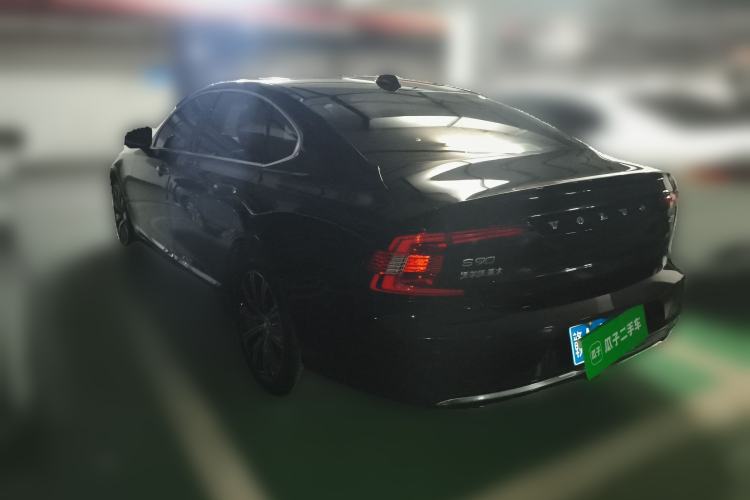 Used Volvo S90 2022 B5 Zhiyi Luxury Edition
