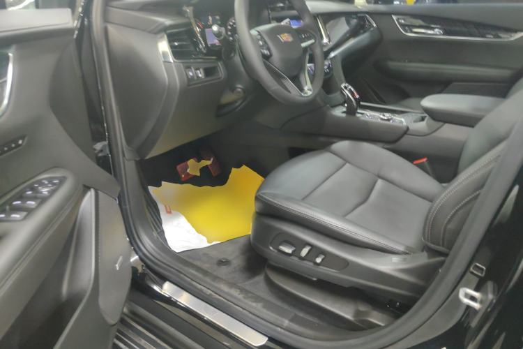 Used Cadillac XT6 2021 2.0T Six-Seater Four-Wheel-Drive Luxury Version