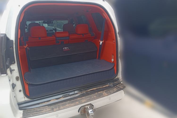 Used Toyota Prado 2010 4.0L Automatic TX-L Trunk