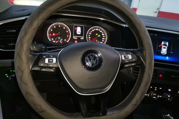 Used Volkswagen Tayron 2019 330TSI Two-Wheel-Drive Luxury Version China V Emission Standard