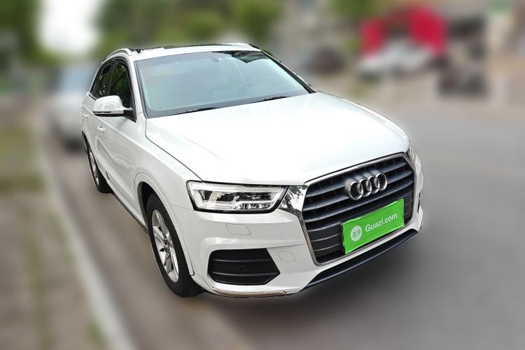 Used Audi Q3 2017 30 TFSI Fashion Model Front Right 45 Deg