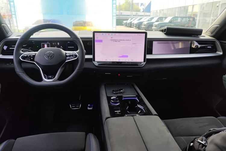 Used Volkswagen Teramont 2025 Tiguan Pro 450TSI Four-Wheel Drive Summit Edition
