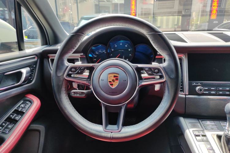 Used Porsche Macan 2017 Macan 2.0T Steering Wheel