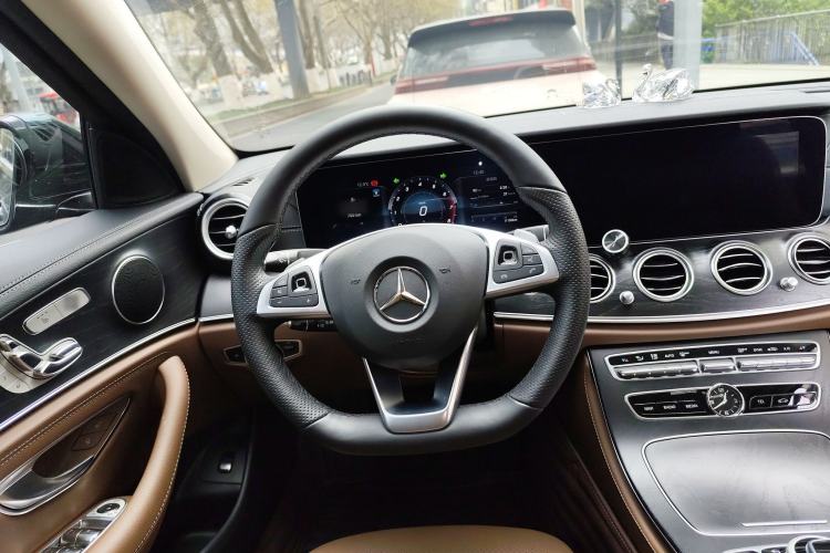 Used Mercedes-Benz E-Class 2018 Facelift E 200 L Sport 4MATIC