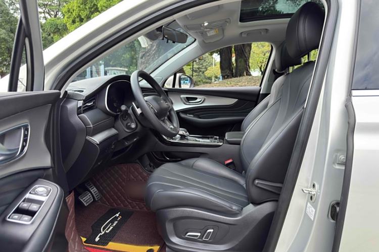 Used Roewe RX5 MAX 2019 400TGI Automatic 4G Connect Luxury Edition Interior 4