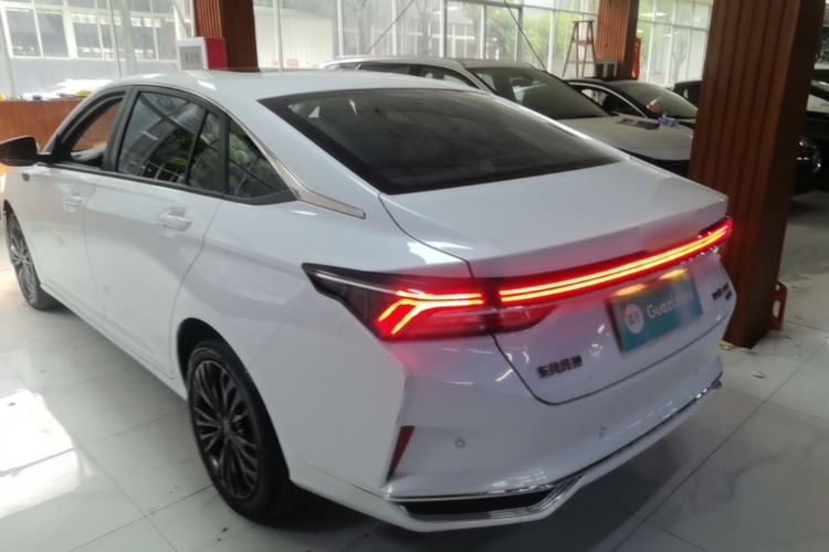 Used Dongfeng Aeolus Yixuan MAX 2023 1.5T Super-Powered Dad Edition