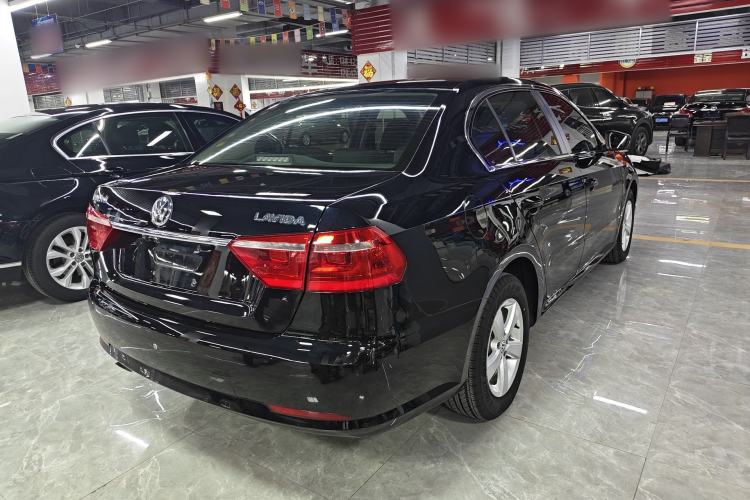 Used Volkswagen Lavida 2013 Revised Classic 1.6L Manual Fashion Edition
