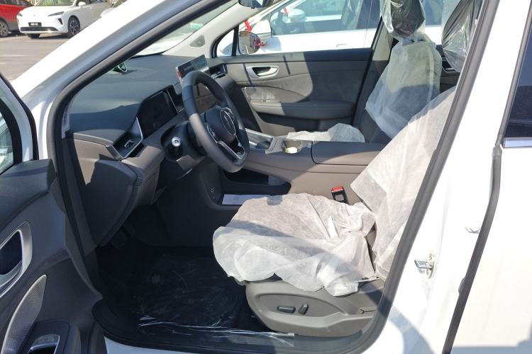 Used Hima H5 2025 Model Range-Extending Pro Left Front Seat