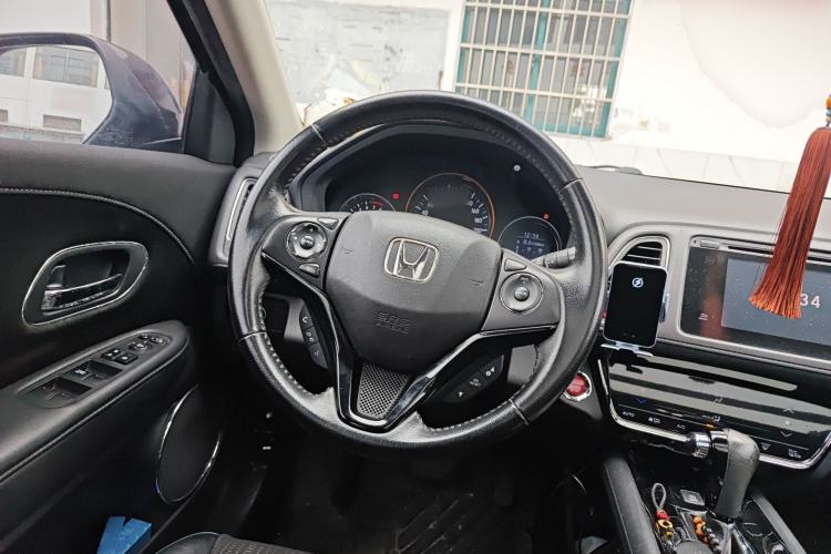 Used Honda Vezel 2015 1.8L CVT 2WD Luxury Model Steering Wheel