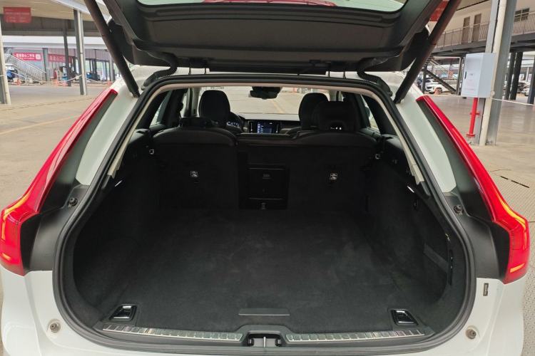 Used Volvo V90 2019 Cross Country T5 AWD Smart Range Version China V Standard
