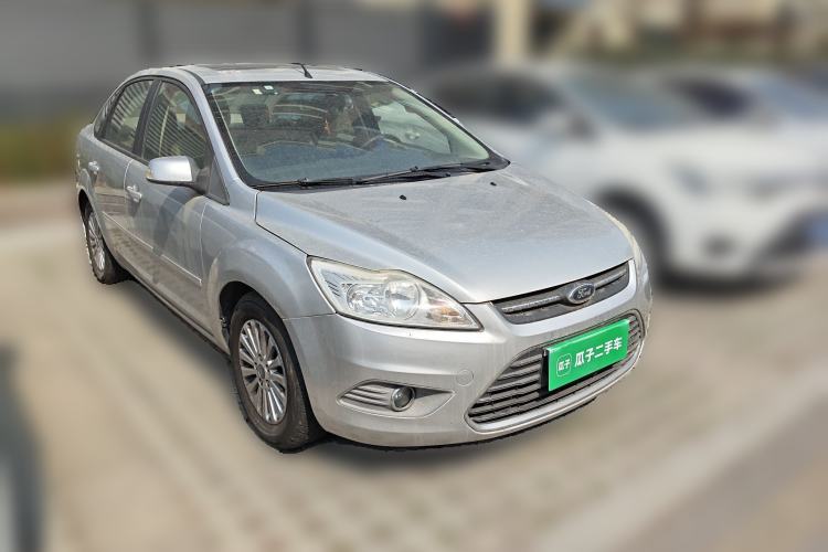 Used Ford Focus 2013 Sedan Classic 1.8L Automatic Fashion Edition
