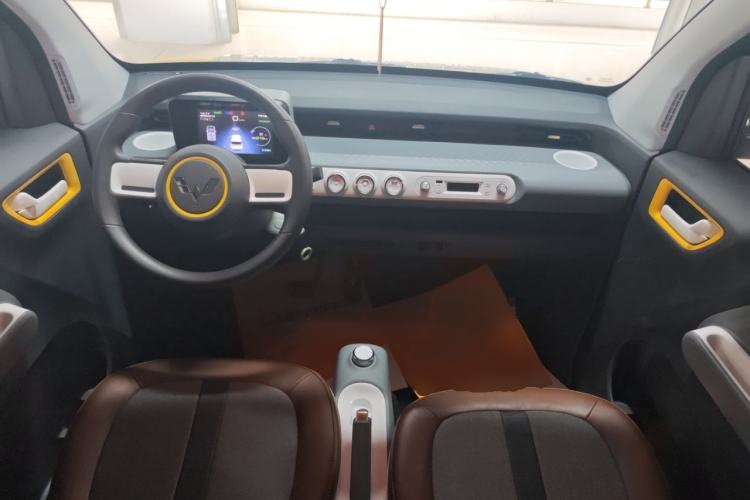 Used Wuling Hongguang MINIEV 2022 GAMEBOY 300km Enthusiast Model with Lithium Iron Phosphate