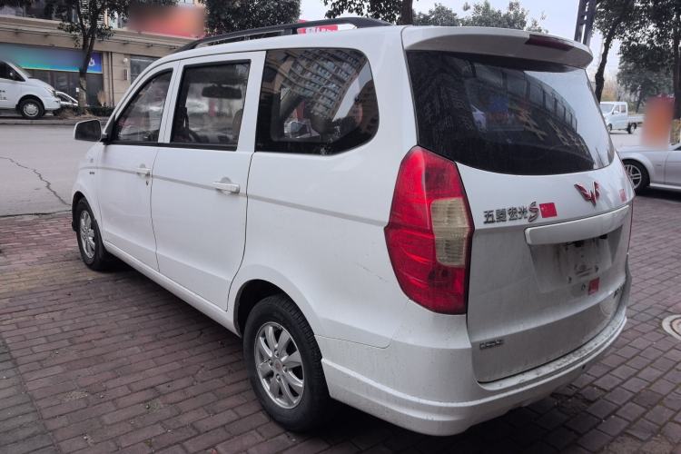 Used Wuling Hongguang 2014 1.5L S Standard Version
