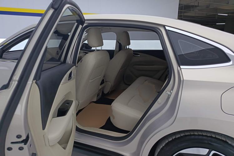 Used Wuling Xingguang 2024 Co-Creation Edition 510 Advanced Model
