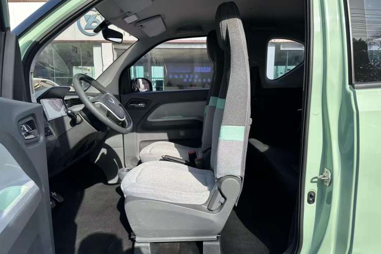 Used Wuling Hongguang MINIEV 2022 Macaron Premium Model – Lithium Iron Phosphate