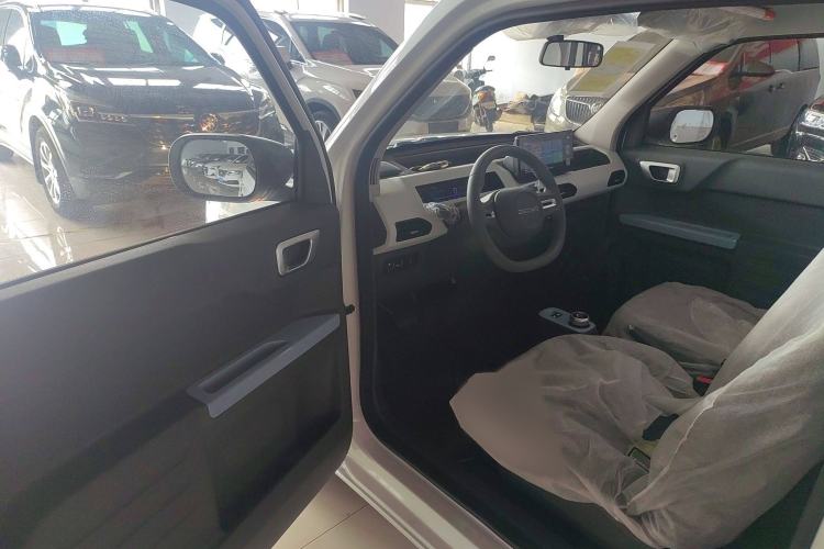 Used Geely Auto Panda 2024 Panda Mini 200km Endurance Bear
