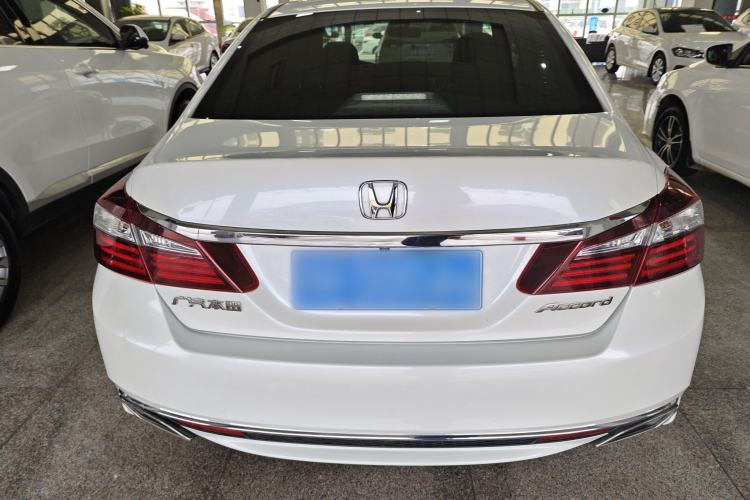 Used Honda Accord 2016 2.0L Elite Edition
