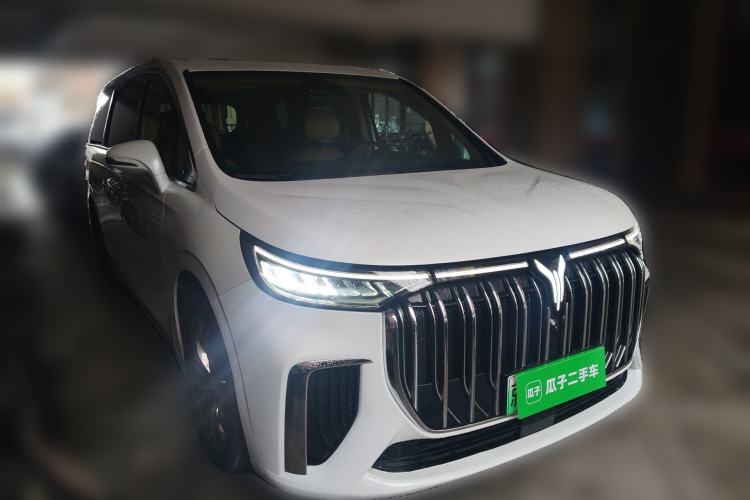 Used VOYAH Dream 2022 Low-Carbon Edition Dream+ Smart Enjoyment Package Front Right 45 Deg