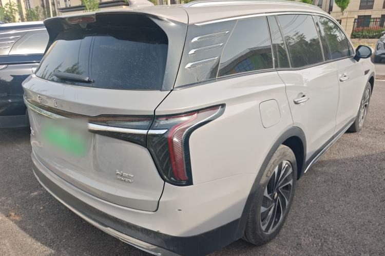 Used Hongqi HS7 PHEV 2024 2.0T PHEV Four-Wheel-Drive Flagship Edition 6 Seats
