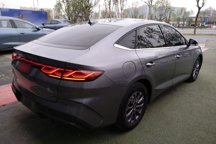 Used BYD Qin L 2024 DM-i 80KM Leading Model
