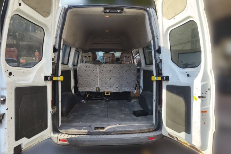 Used Ford Transit 2017 2.0T Diesel Multi-Function Commercial Vehicle Mid-Drive Mid-Roof China V Standard