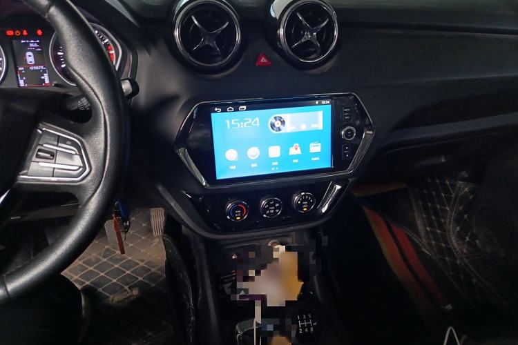 Used Soueast DX3 2019 DX3X Cool Qi 1.5L Manual Luxury Model
