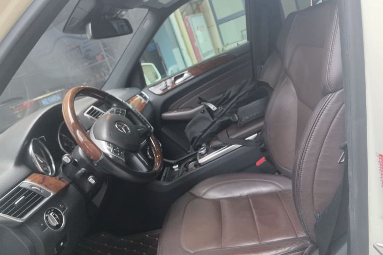 Used Mercedes-Benz M-Class 2012 ML 350 Luxury Edition Left Front Seat