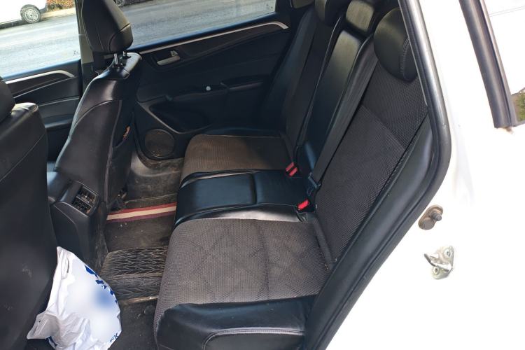 Used Honda Jade 2013 1.8L automatic Comfort version 5 seats