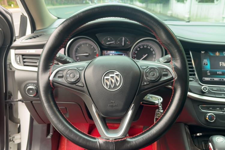 Used Buick Verano 2018 Sedan 20T Dual-Clutch Leading Model Steering Wheel