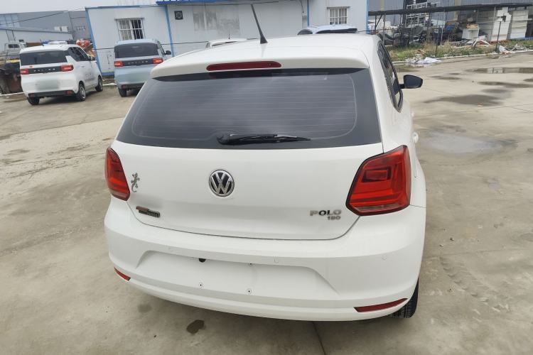 Used Volkswagen Polo 2016 1.6L Automatic Comfort Model
