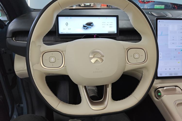 Used Nio ES6 2024 75 kWh Steering Wheel
