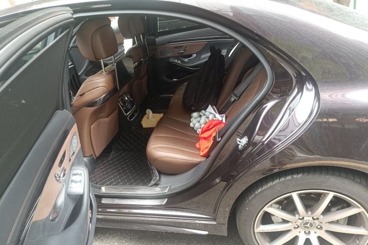 Used Mercedes-Benz S-Class 2019 S 450 L 4MATIC Left Rear Seat